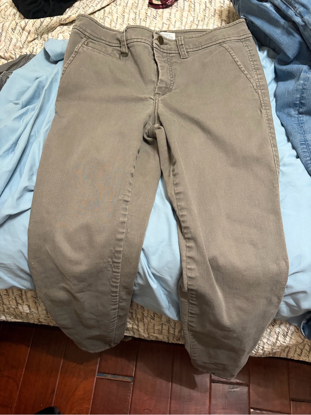 Women’s Casual Slim Pants in Taupe